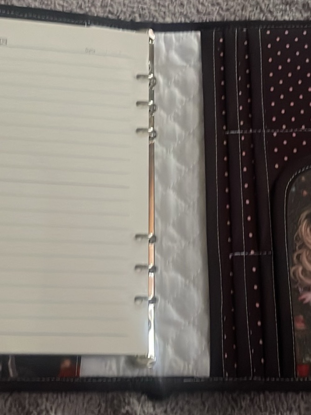 HANDMADE SKULLPANDA BINDER 😍 - Picture 5 of 5